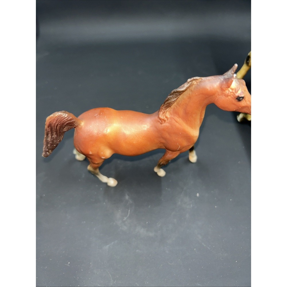 Lot Of Three Vintage Breyer Horses - Picture 4 of 12